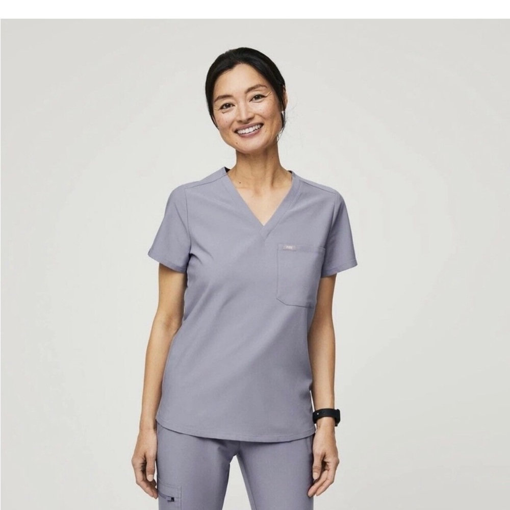 Figs LIMITED EDITION Vapor Blue Space Dye Catarina One-Pocket Scrub Top, Small